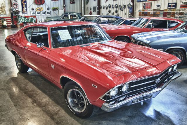 1969 Chevrolet Chevelle 4dr Sdn Auto (natl) Hatchback