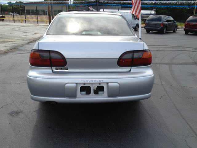 2004 Chevrolet Classic Touring 4WD