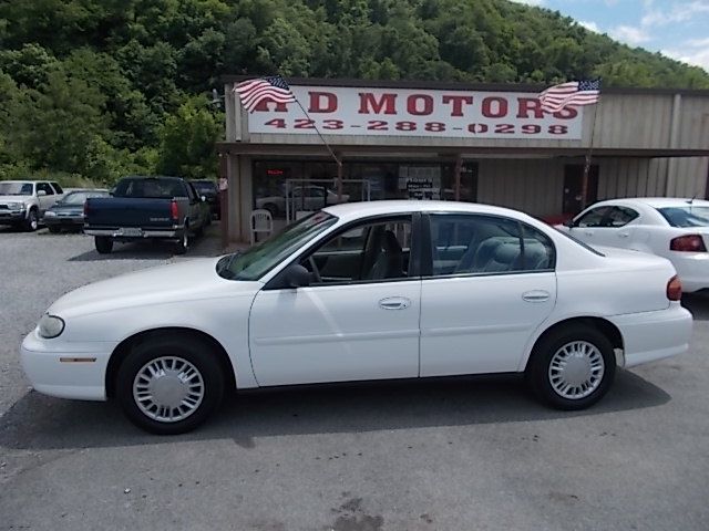 2004 Chevrolet Classic Custom 5