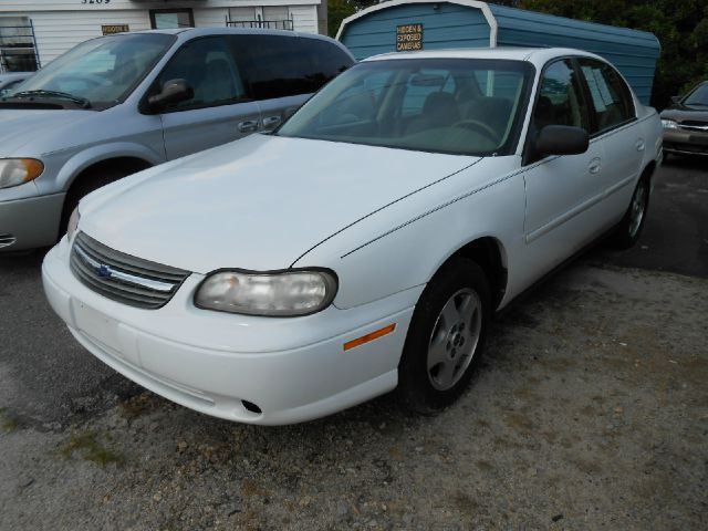 2004 Chevrolet Classic Unknown