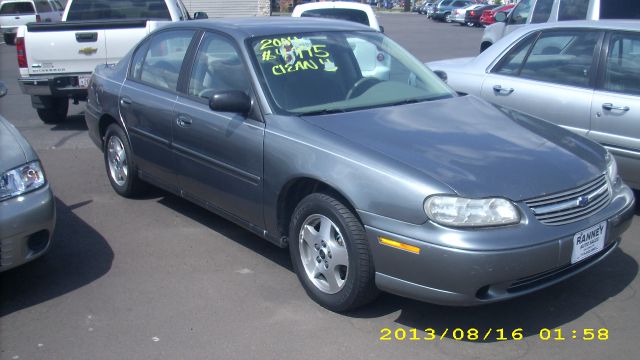2004 Chevrolet Classic Touring 4WD