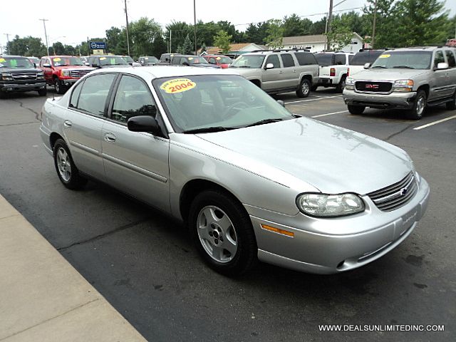 2004 Chevrolet Classic Touring 4WD