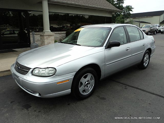 2004 Chevrolet Classic Touring 4WD
