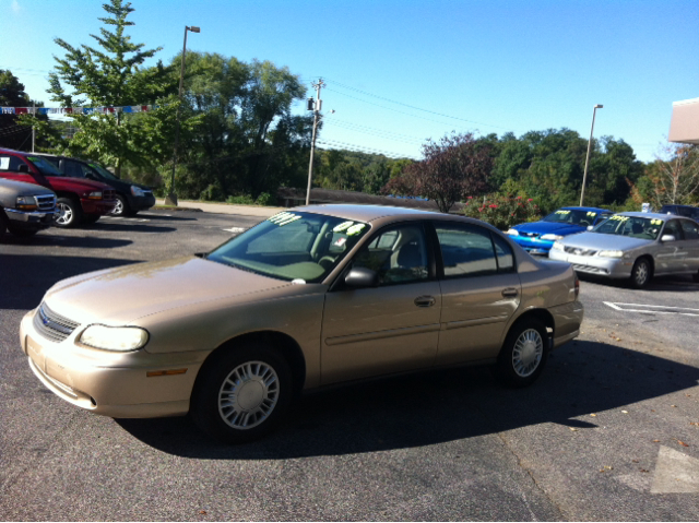 2004 Chevrolet Classic Touring 4WD