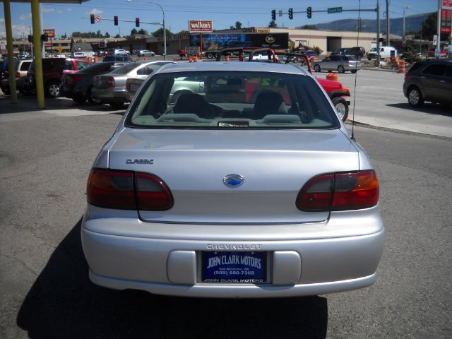 2004 Chevrolet Classic EXT CAB LT