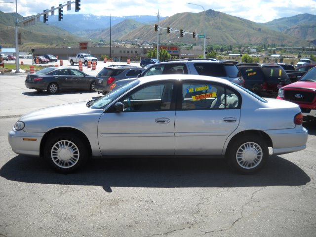 2004 Chevrolet Classic EXT CAB LT