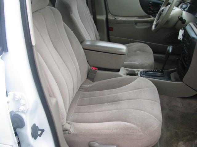 2004 Chevrolet Classic Touring 4WD