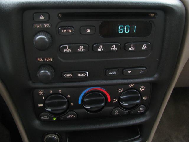 2004 Chevrolet Classic Touring 4WD