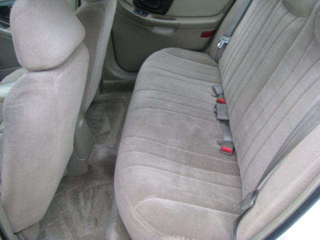 2004 Chevrolet Classic Touring 4WD