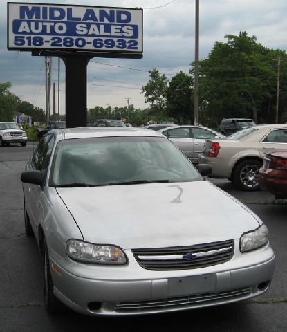 2004 Chevrolet Classic Touring 4WD
