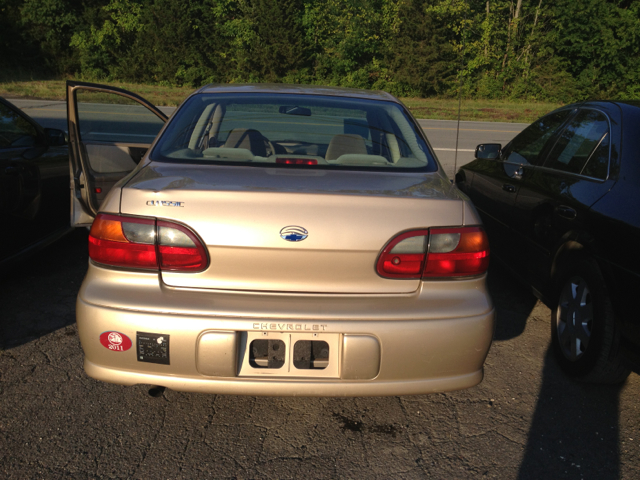 2004 Chevrolet Classic Touring 4WD
