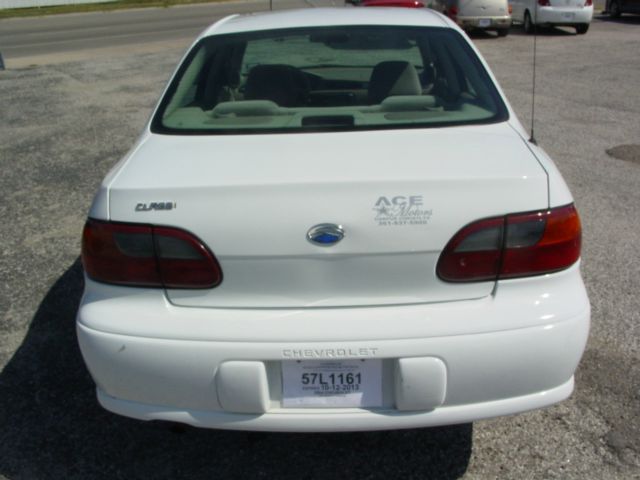 2004 Chevrolet Classic Touring 4WD