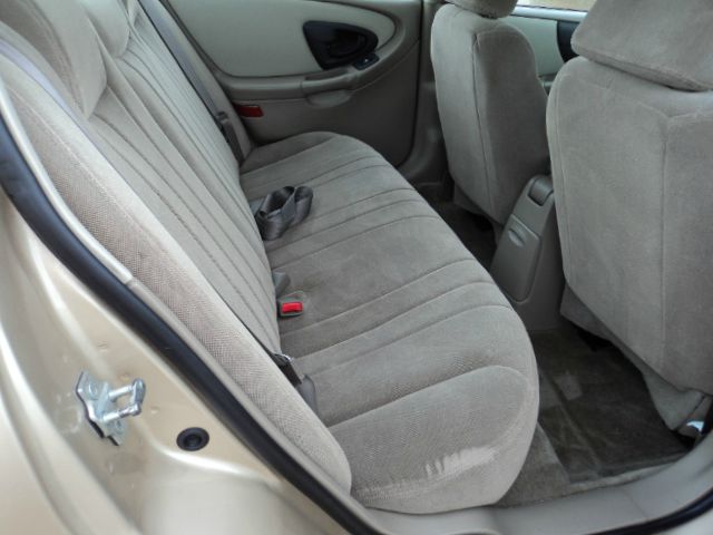 2004 Chevrolet Classic Touring 4WD