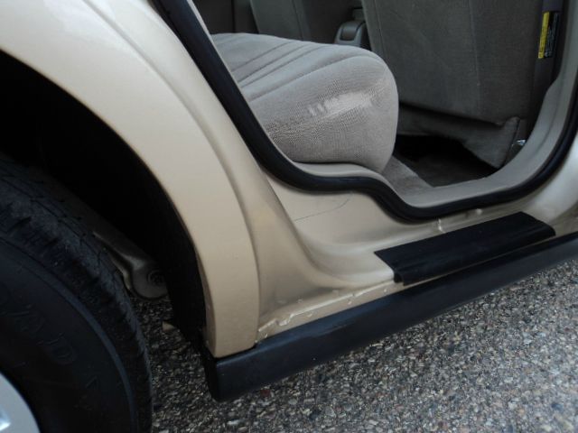 2004 Chevrolet Classic Touring 4WD