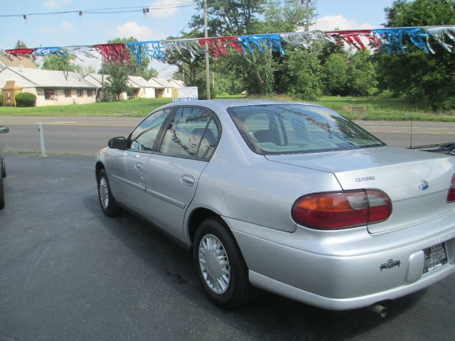 2004 Chevrolet Classic Touring 4WD