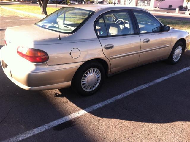 2004 Chevrolet Classic Unknown