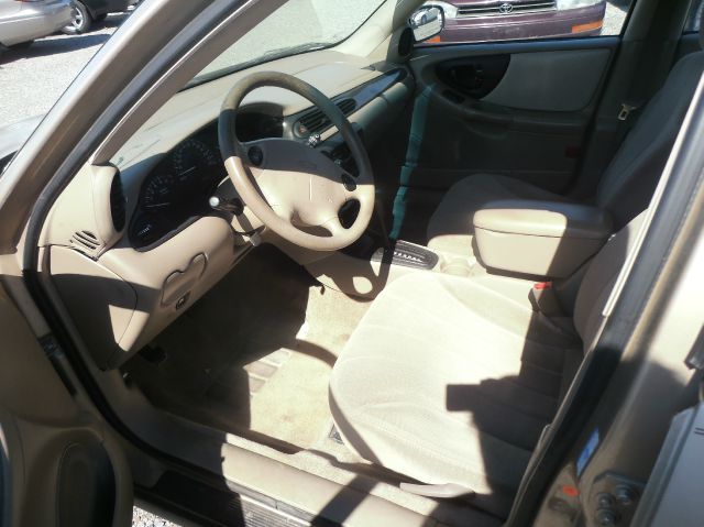 2004 Chevrolet Classic Touring 4WD