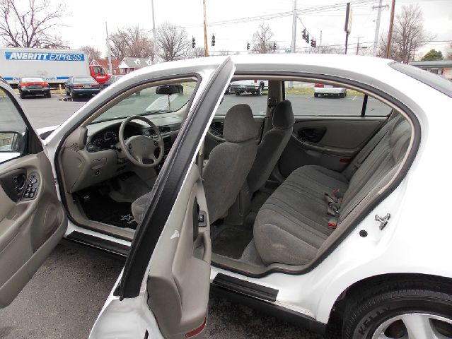 2005 Chevrolet Classic Touring 4WD