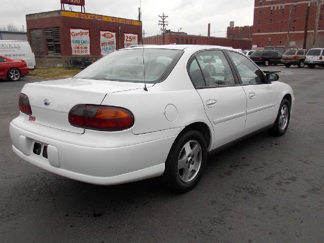 2005 Chevrolet Classic Touring 4WD