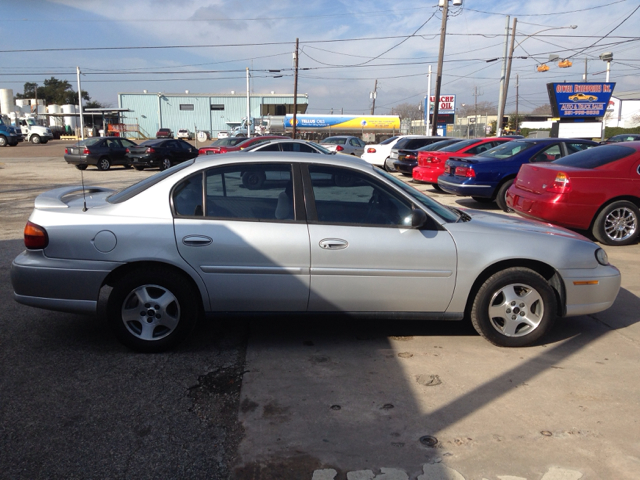 2005 Chevrolet Classic Touring 4WD