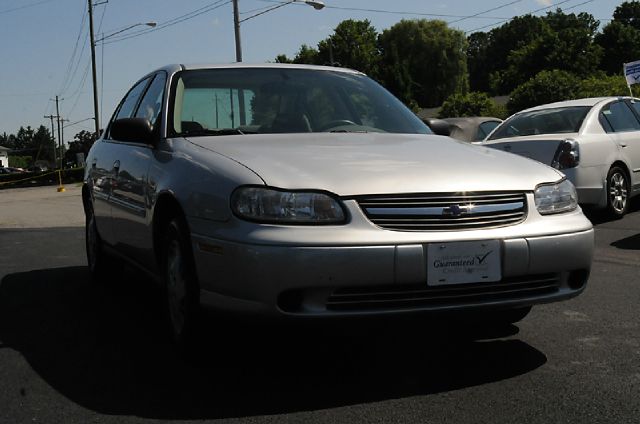2005 Chevrolet Classic Touring 4WD