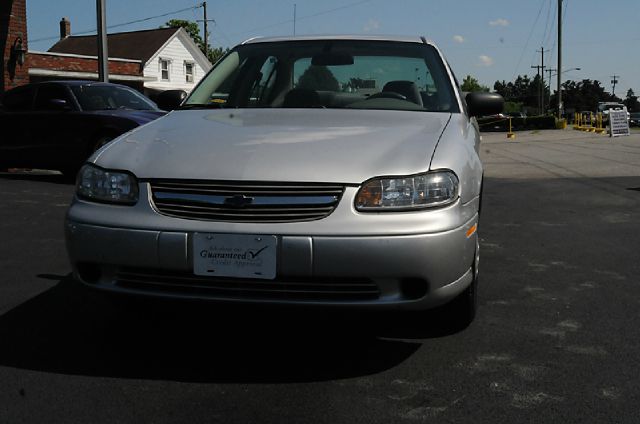 2005 Chevrolet Classic Touring 4WD