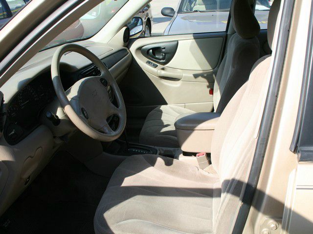 2005 Chevrolet Classic Unknown