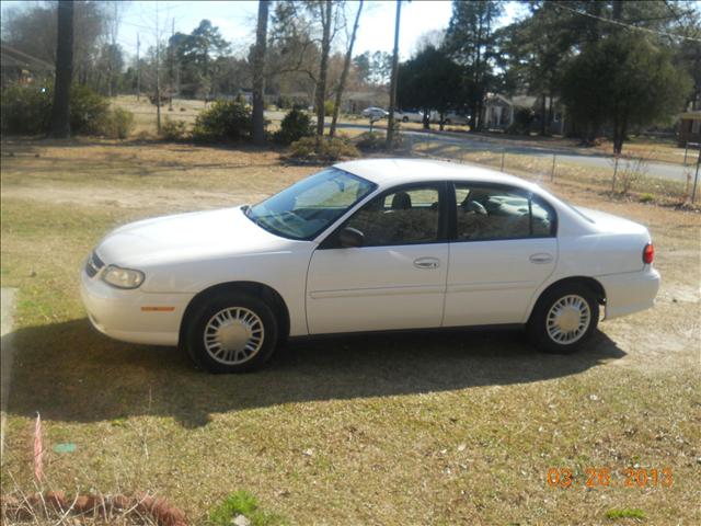 2005 Chevrolet Classic Unknown