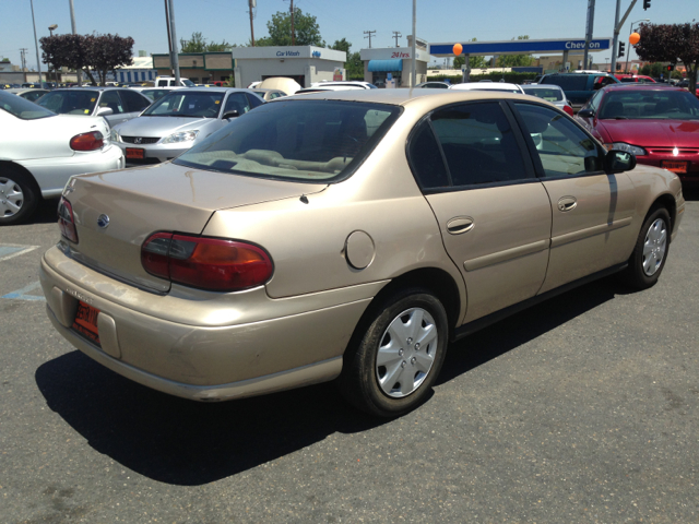 2005 Chevrolet Classic Touring 4WD