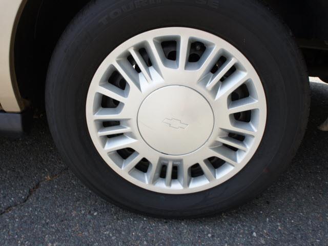 2005 Chevrolet Classic Touring 4WD