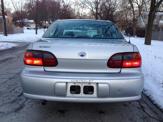 2005 Chevrolet Classic Touring 4WD