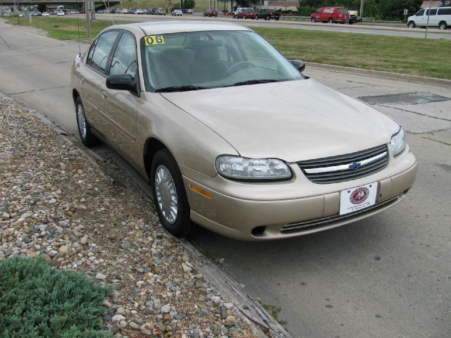 2005 Chevrolet Classic Unknown