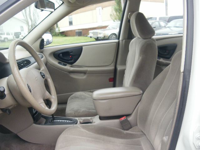 2005 Chevrolet Classic Touring 4WD