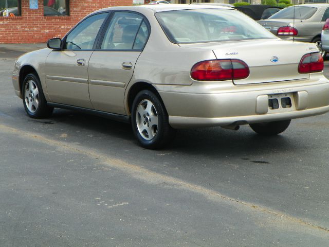 2005 Chevrolet Classic Touring 4WD