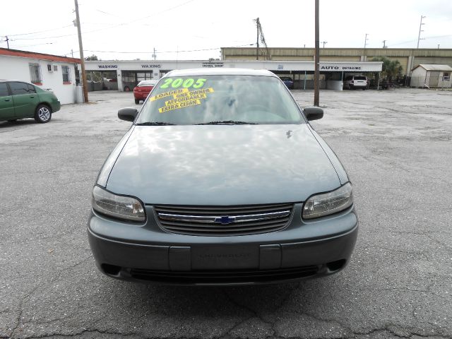2005 Chevrolet Classic Touring 4WD