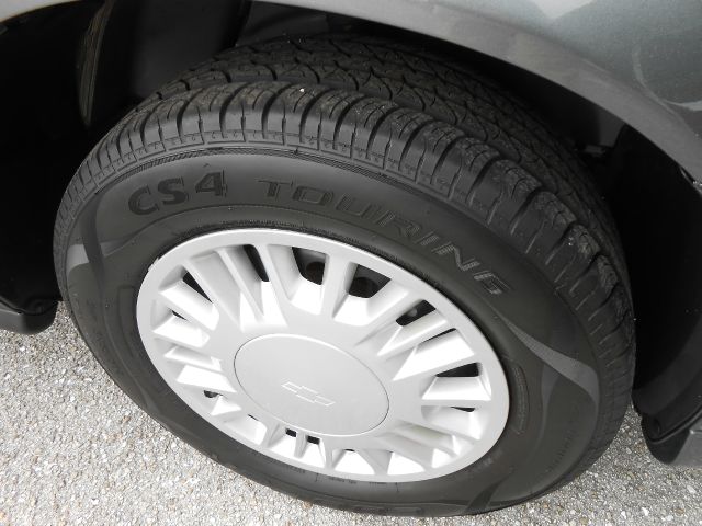 2005 Chevrolet Classic Touring 4WD