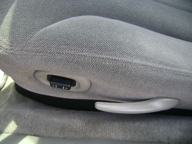 2005 Chevrolet Classic Touring 4WD