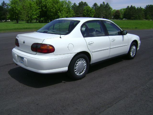 2005 Chevrolet Classic Touring 4WD