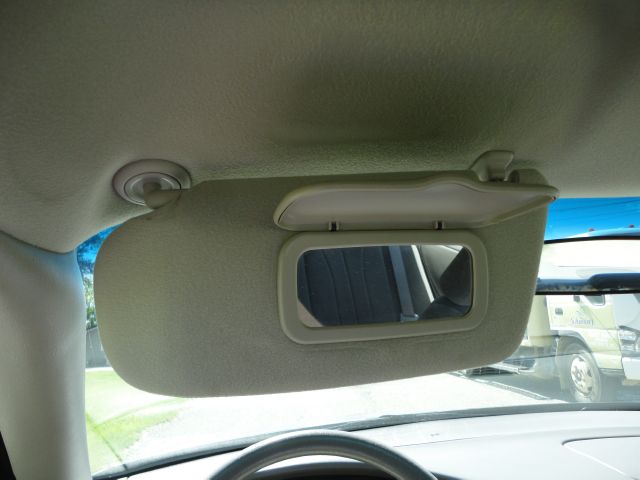 2005 Chevrolet Classic Unknown