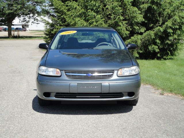 2005 Chevrolet Classic Unknown