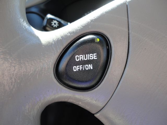 2005 Chevrolet Classic Unknown