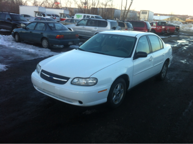 2005 Chevrolet Classic Touring 4WD