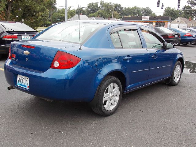 2005 Chevrolet Cobalt 3.2 Sedan 4dr