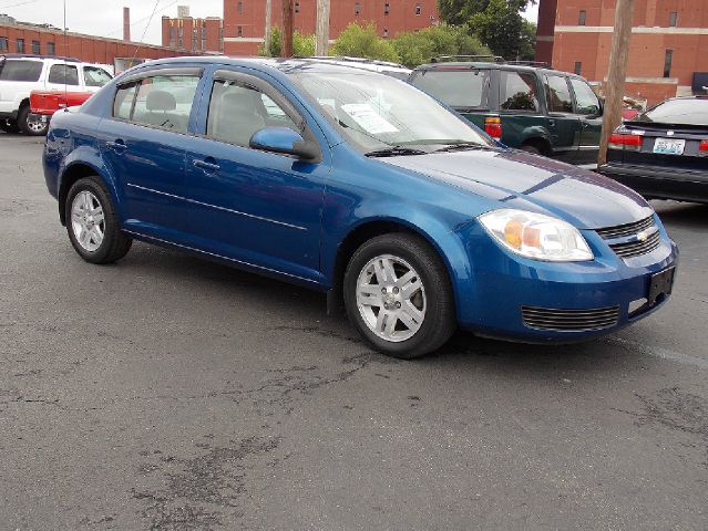 2005 Chevrolet Cobalt 3.2 Sedan 4dr