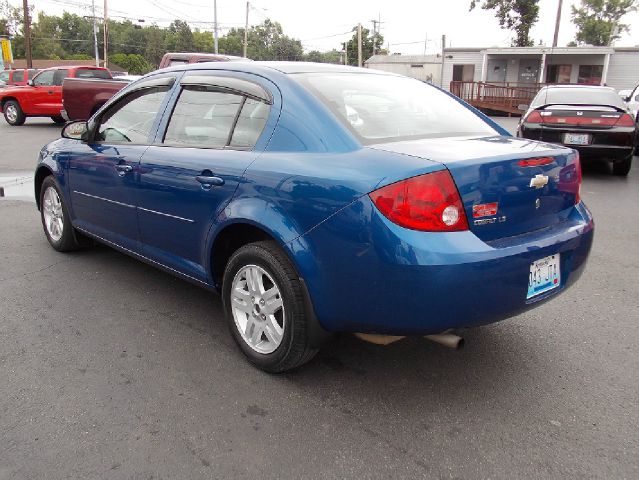 2005 Chevrolet Cobalt 3.2 Sedan 4dr