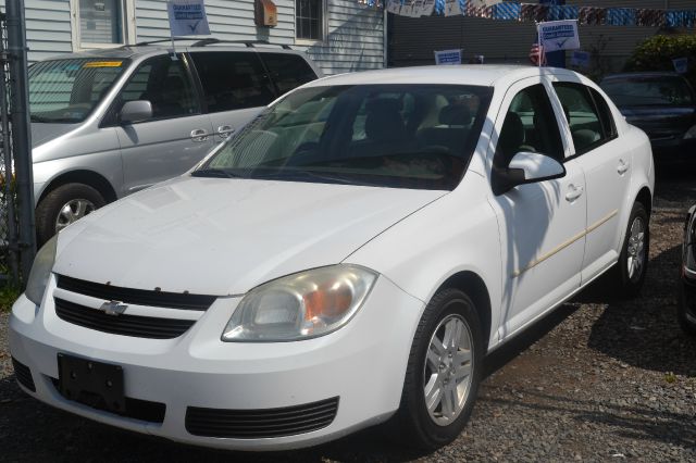 2005 Chevrolet Cobalt 3.2 Sedan 4dr