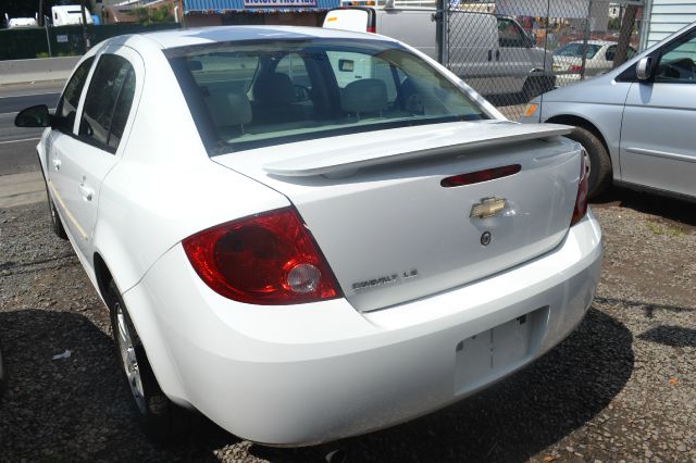 2005 Chevrolet Cobalt 3.2 Sedan 4dr
