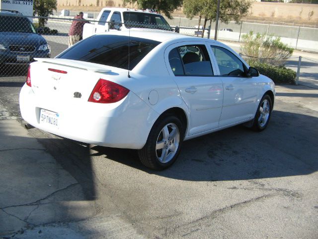 2005 Chevrolet Cobalt 3.2 Sedan 4dr