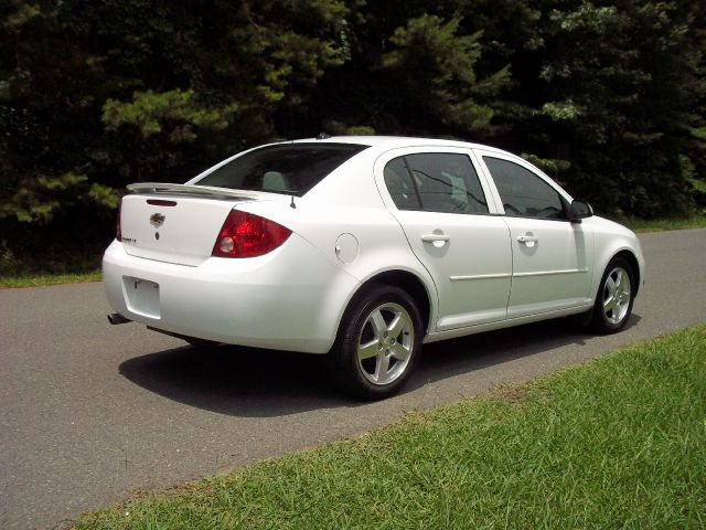 2005 Chevrolet Cobalt 3.2 Sedan 4dr