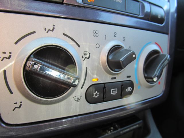 2006 Chevrolet Cobalt 4WD 4dr V6 5-spd AT